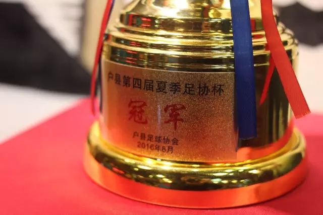 大都会球场部分球迷对阿尔瓦雷斯发出辱骂声